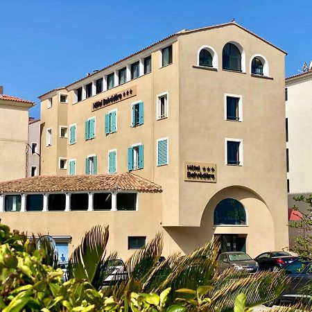 Hotel Belvedere Calvi  Buitenkant foto