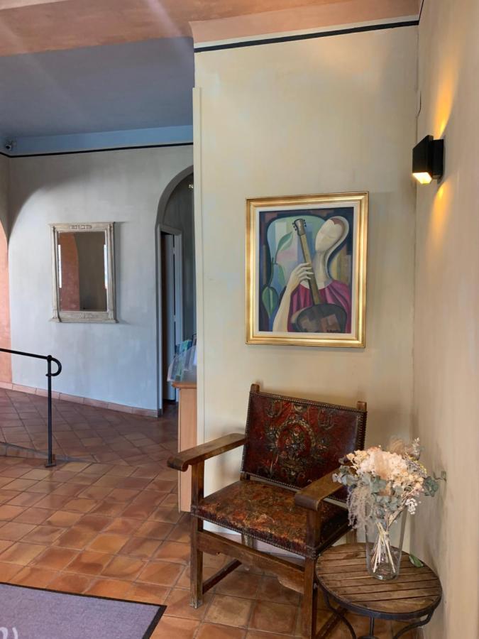 Hotel Belvedere Calvi  Buitenkant foto